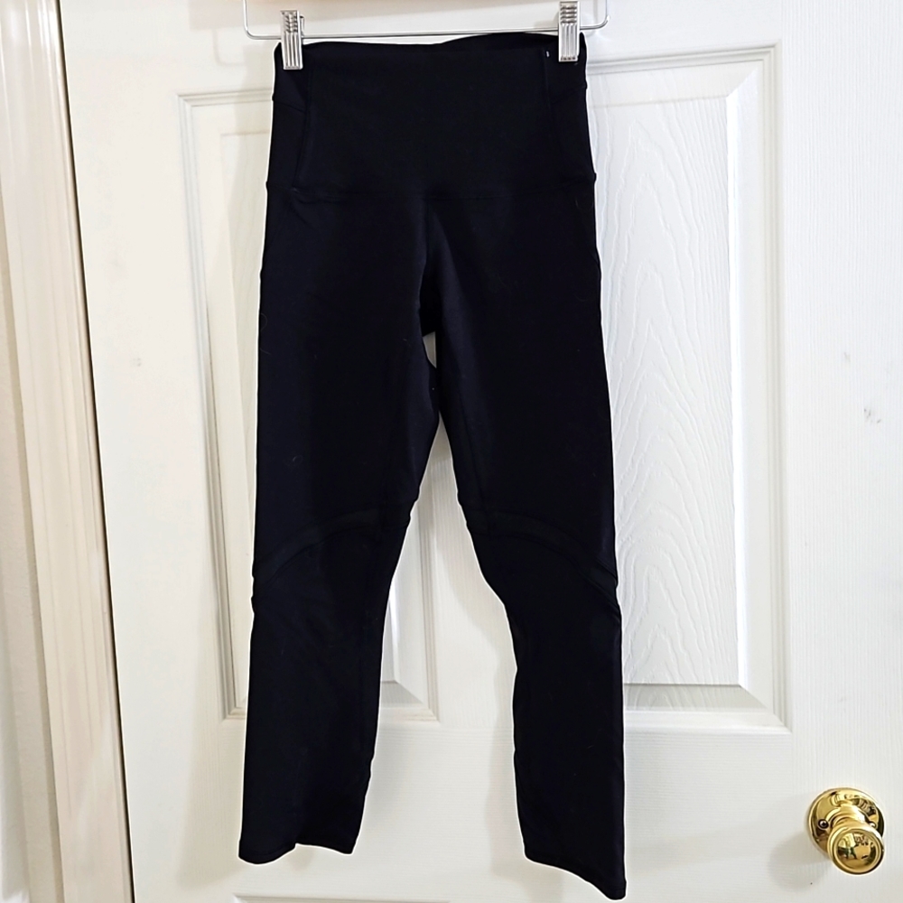 Lululemon crop leggings